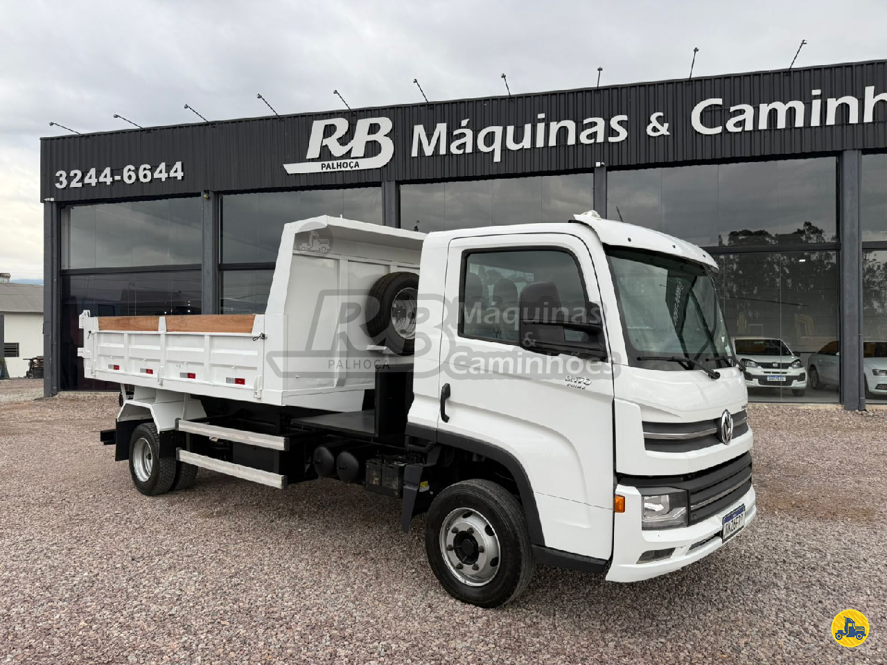 CAMINHAO VOLKSWAGEN VW 9170 Caçamba Basculante 3/4 4x2 RB Veículos PALHOCA SANTA CATARINA SC